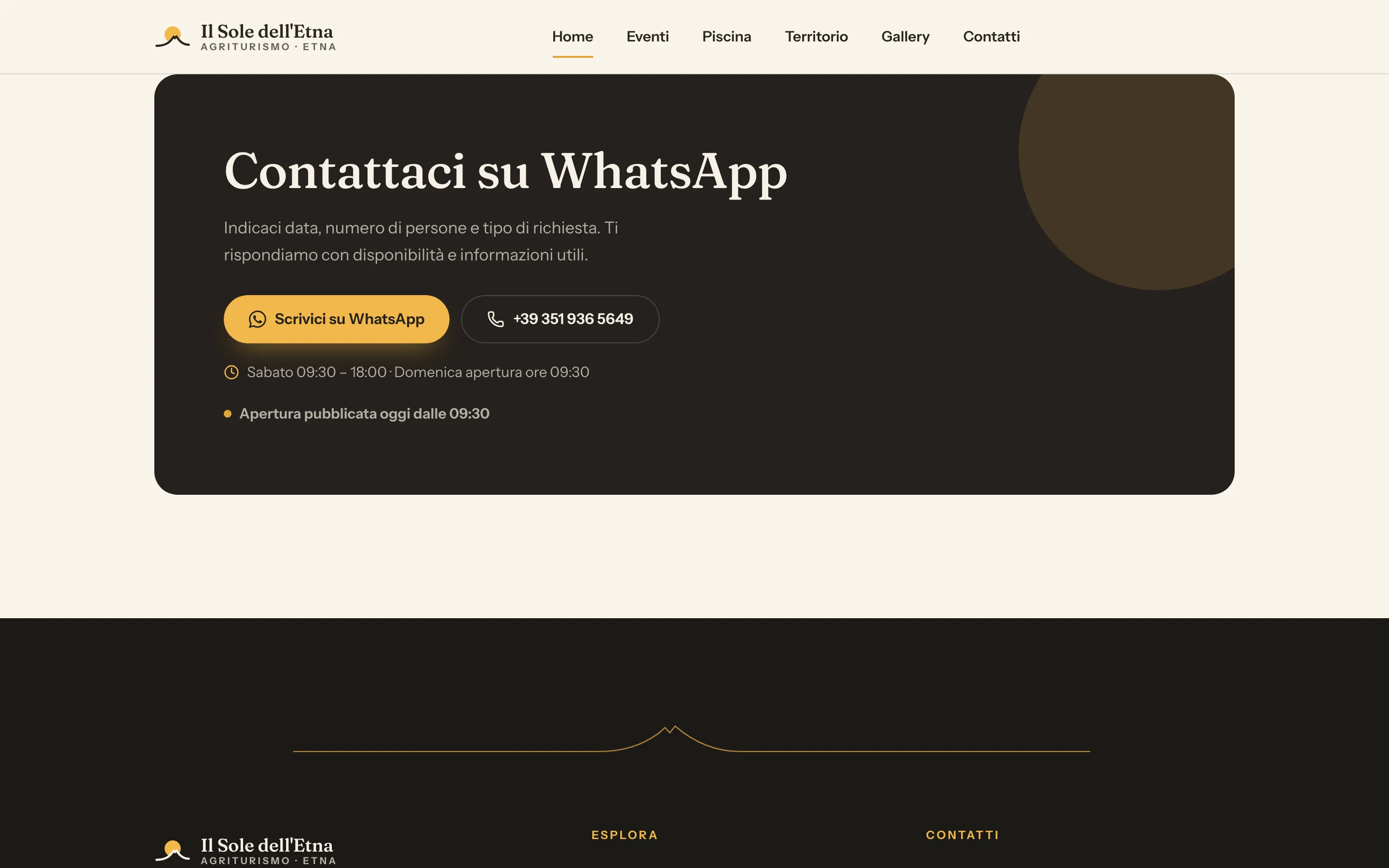 Il blocco «Contattaci su WhatsApp» in fondo alla home, con il pulsante, il numero e gli orari