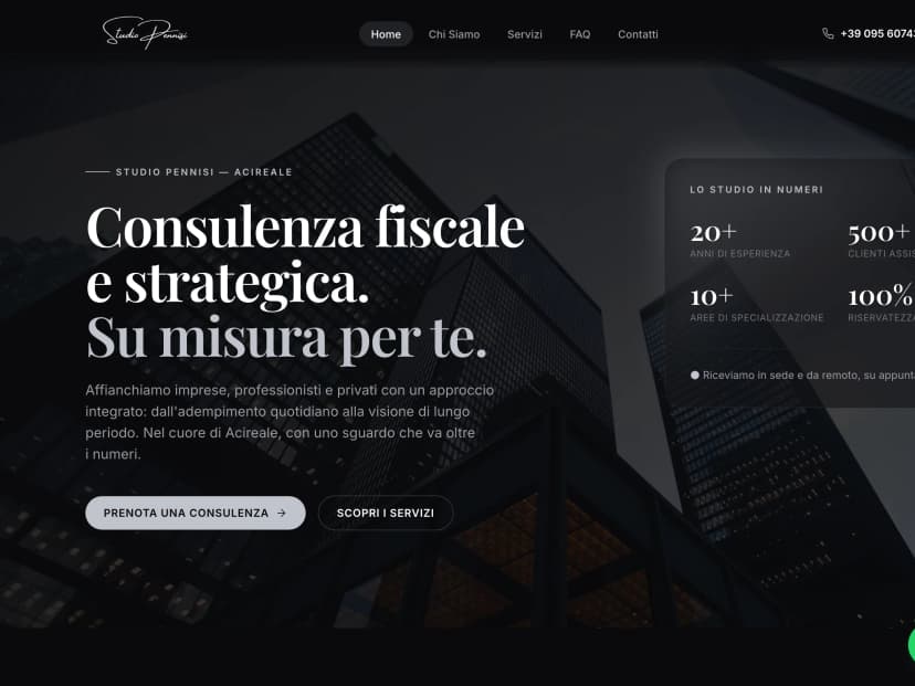 Home del sito Studio Pennisi: il titolo «Consulenza fiscale e strategica. Su misura per te.», i pulsanti «Prenota una consulenza» e «Scopri i servizi» e il riquadro «Lo studio in numeri»